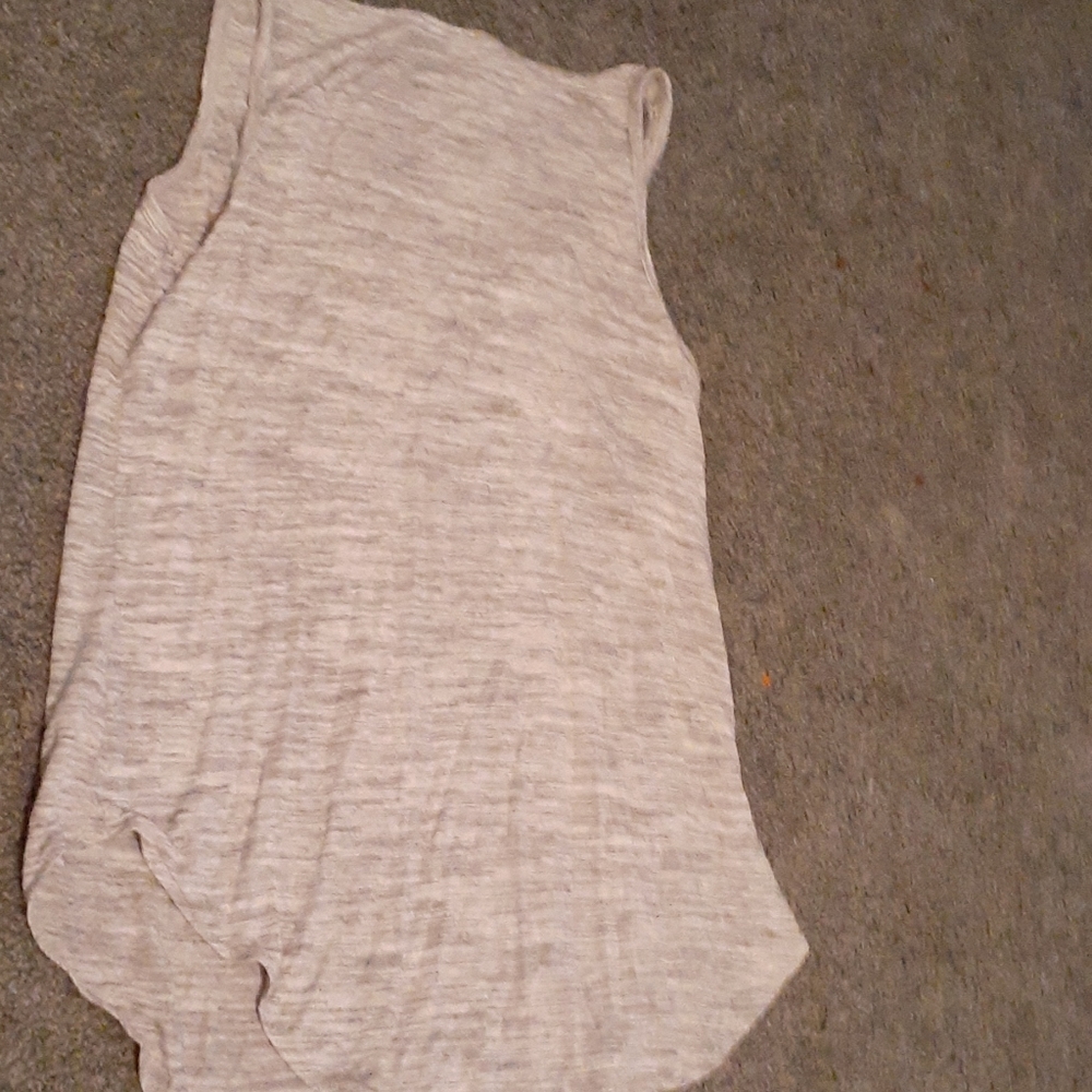 Tank top - Picture 2 of 3